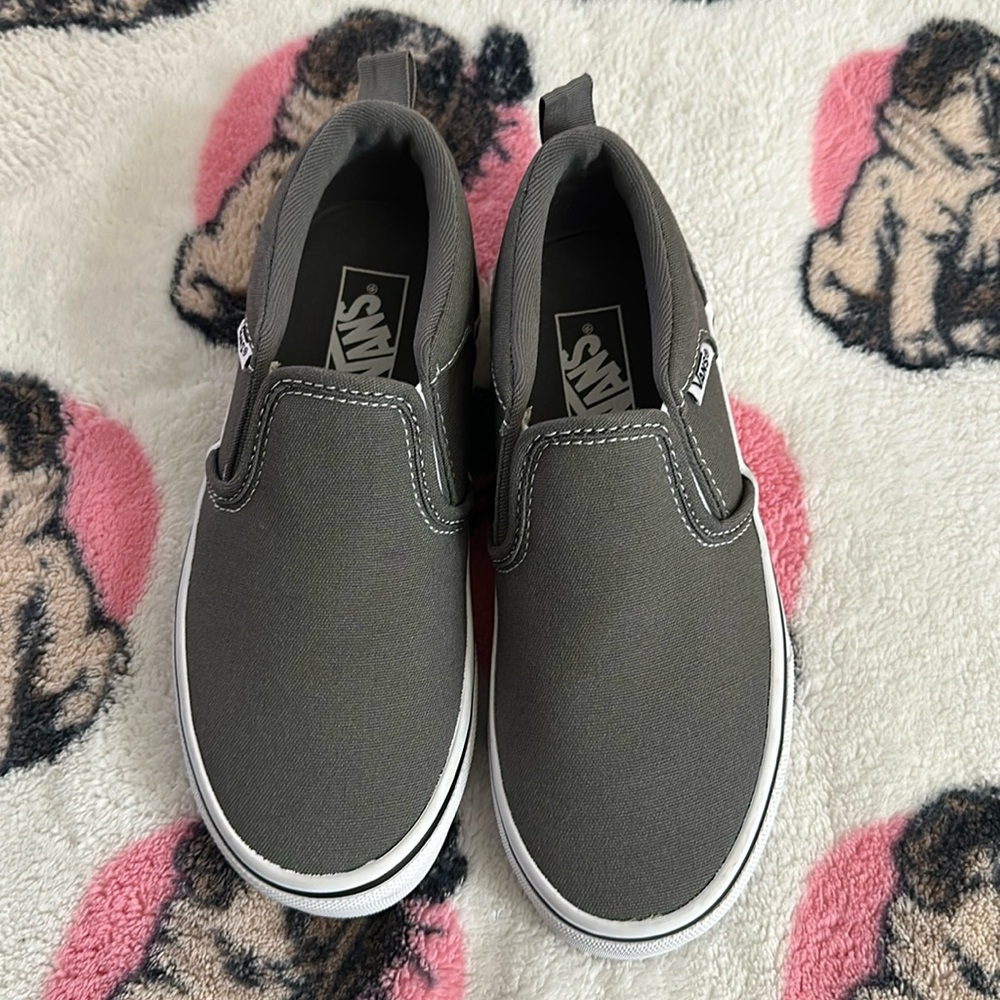 NEVER WORN Vans